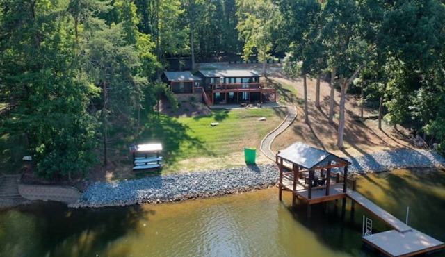 Private Retreat at Lake Norman