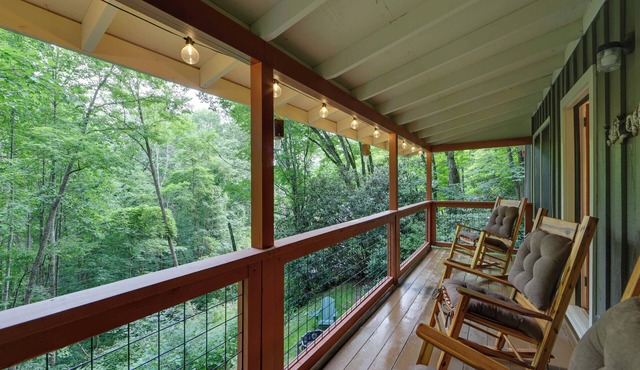 Quiet Family Cabin in Balsam: Hike, Ski, Explore