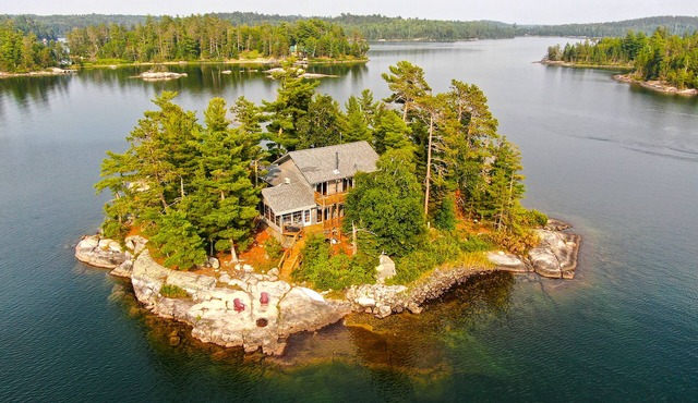 Red Pine Island LOTW in Sioux Narrows