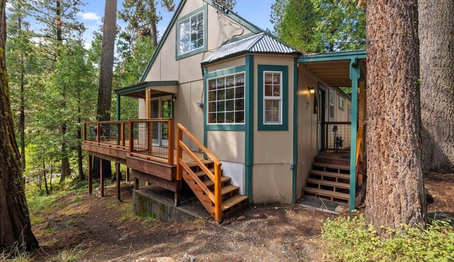 Rivers Resort Cabin #3 in Strawberry