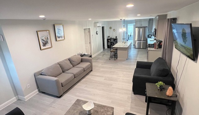 Salem Gem! Home away from home in Salem, Ma with yard! in Salem