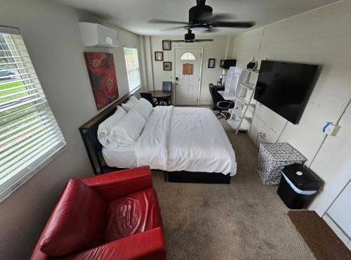 Sanford Suite King Bed Work-Ready with 60 in Google TV and Rainfall Shower