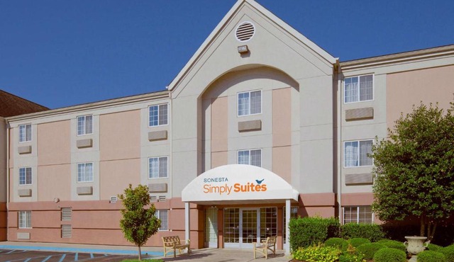 Sonesta Simply Suites Huntsville Research Park