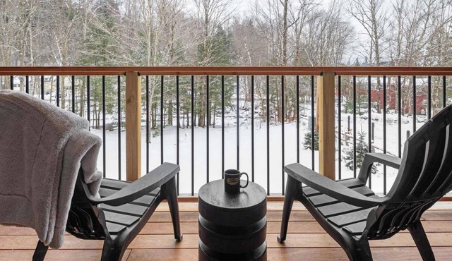 Spacious 5BR Stowe Resort | Forest & River Views in Stowe