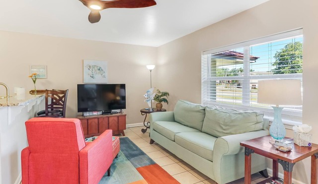 Steps to Beach, Short drive to Casinos, Coliseum, & all Biloxi's entertainment!