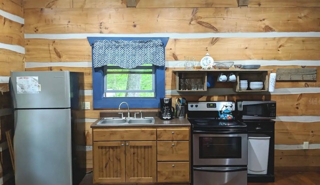 The Blue Bird Suite at Hawthorn Haven- Upper Level
