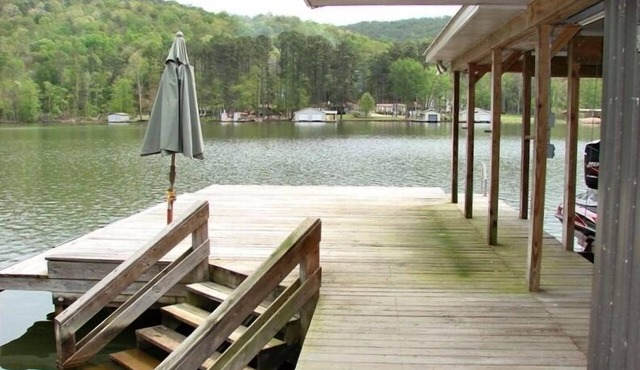 The Honeycomb Retreat-Get-Away or Get-Together