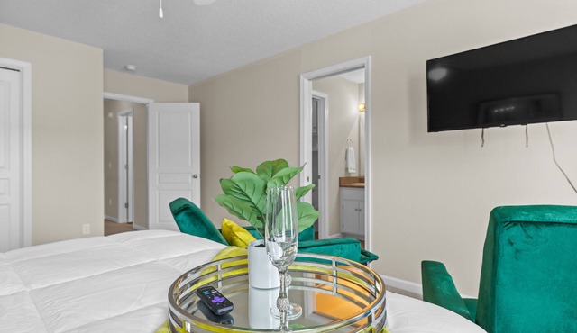 Tranquil Townhouse, Pet-Friendly-Mins from Ft. Rucker