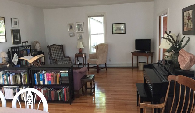 Two bedroom on first floor at end of a quiet cul-de-sac in downtown Bar Harbor