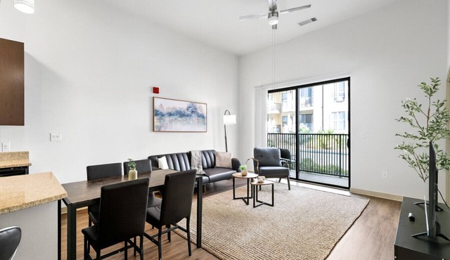 Urban 1BR Apartment | Prime Location 46