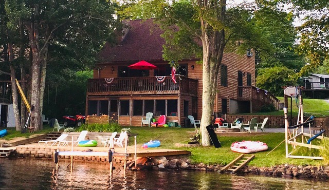 WATERFRONT!! AMAZING SUNSETS - STUNNING FALL FOLIAGE - SKI GUNSTOCK!! in Ctr Barnstead
