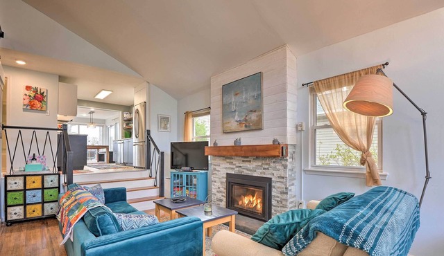 Waterfront Chesapeake Cottage in Oyster Bay - Dock in Annapolis