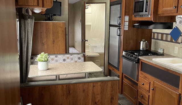 Waterfront RV Accommodation in Blind Bay Resort on Shuswap Lake Beach in Blind Bay