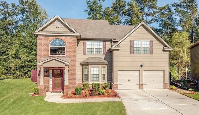 Welcome to Mr. T's Palace! Stay big. Relax easy. Your Home away from Home.