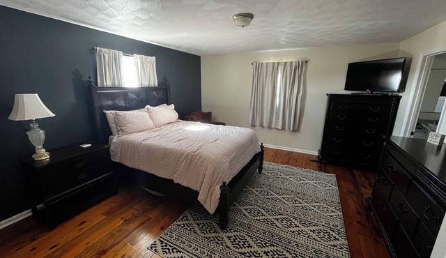 Wonderful 3-bedroom house with large fenced backyard in welcoming Granite Falls in Granite Falls
