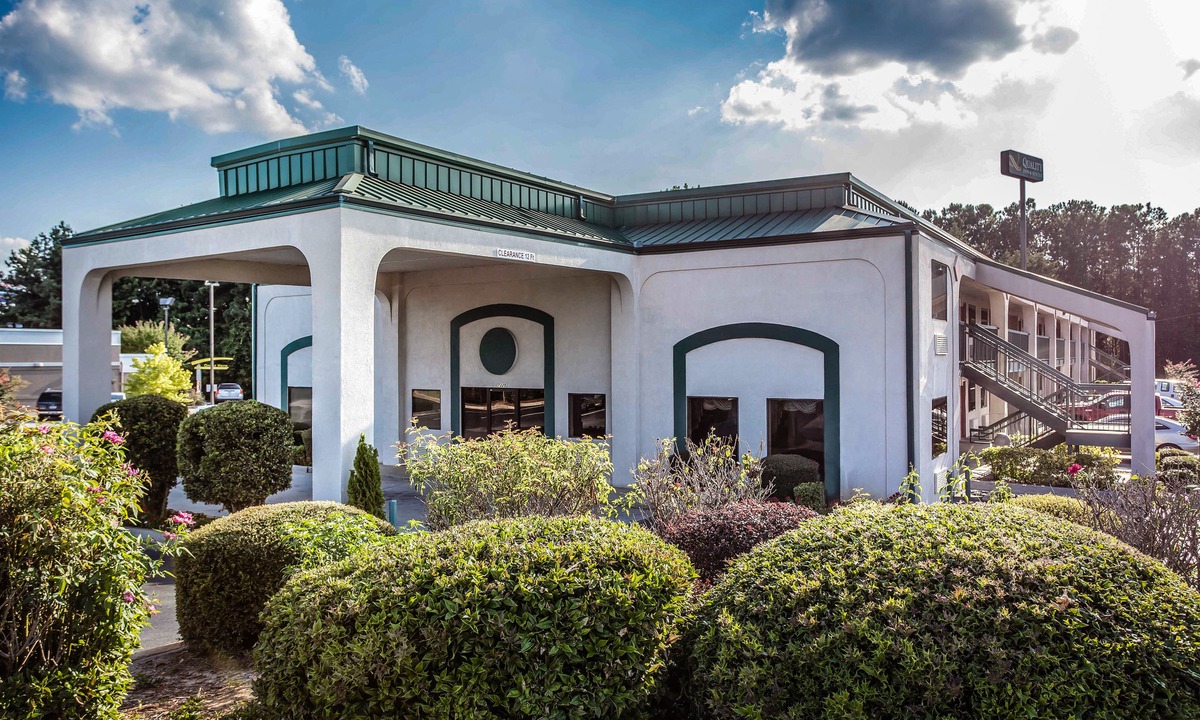 Stockbridge Hotel | Quality Inn & Suites Stockbridge Atlanta South I-75