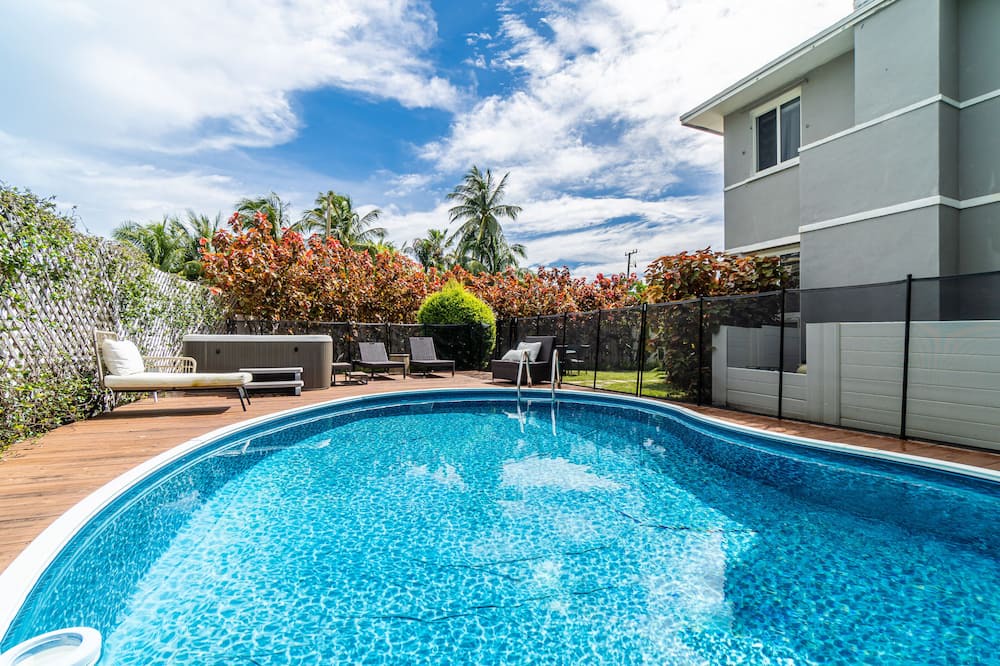 Seybold House | Villa Aqua Royal huge 6BD Heated pool jacuzzi BBQ