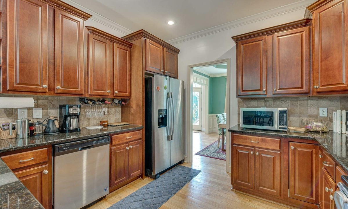 Stockbridge House | Serene Rural Setting with Creekside Deck - 30 minutes from Airport