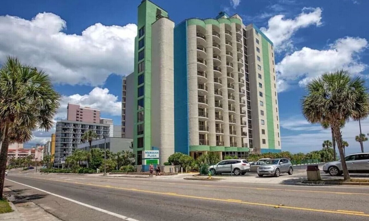 Myrtle Beach Condo | 1 Bedroom King bed MB 206