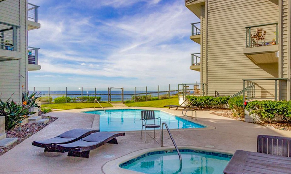 Encinitas Condo | Right on the Bluff with Spectacular Ocean views from almost every room