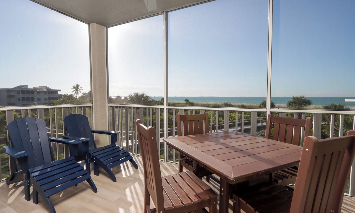 Sanibel Condo | Luxury Two Bedroom Direct Beach Front Condo - Shell Island Beach Club 5A