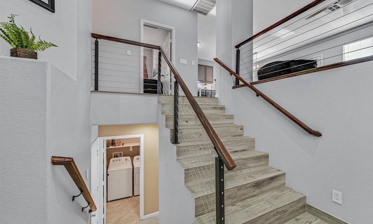 Rhodes Ranch House | Luxury 3-bedroom house with pool & hot tub 2 minutes from Durango Hotel!