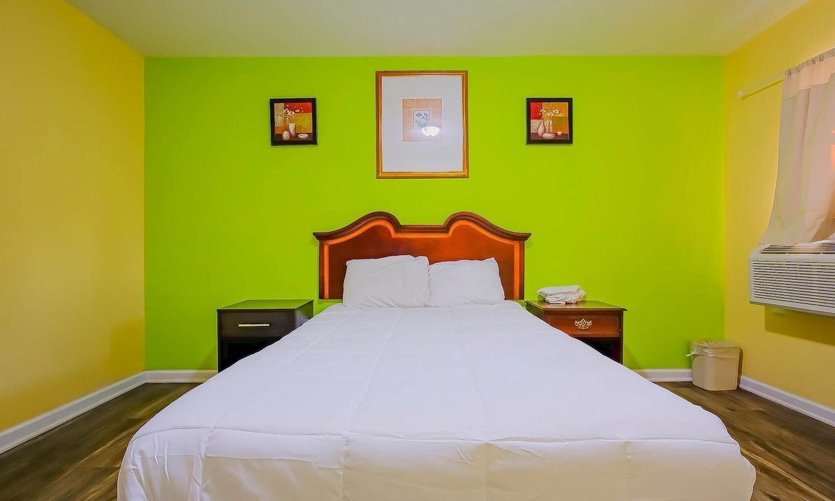 Markham Apartment | King Bed | Non smoking