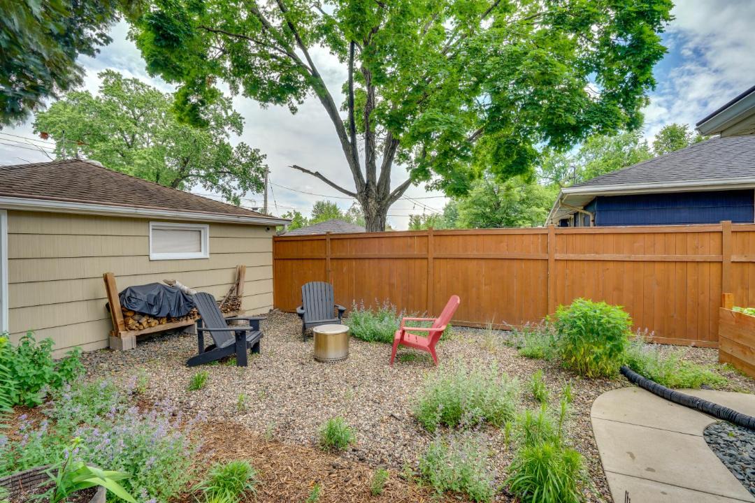 Southwest Minneapolis House | The Animal House: Curl Up and Stay Awhile