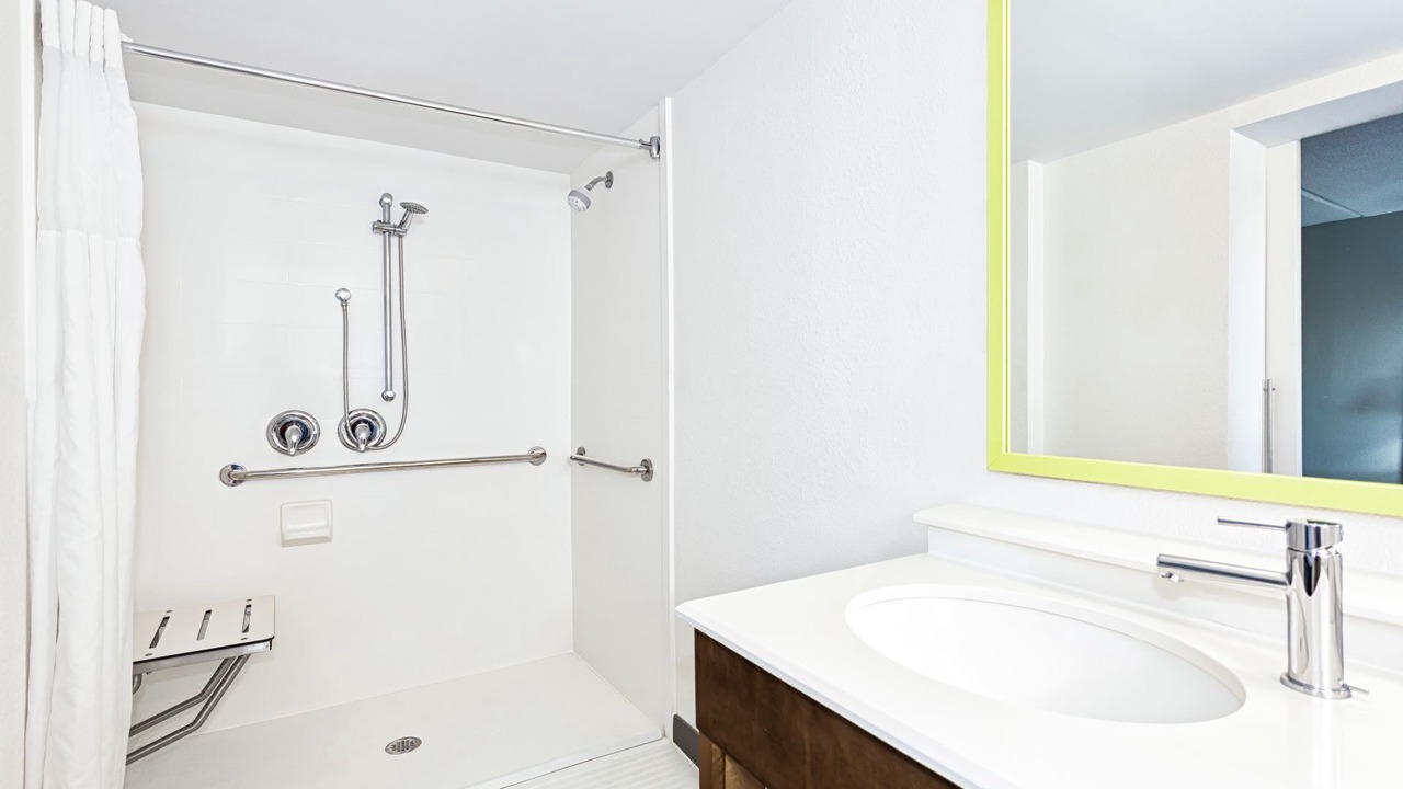 Photo of Bathroom in Fernandina Beach