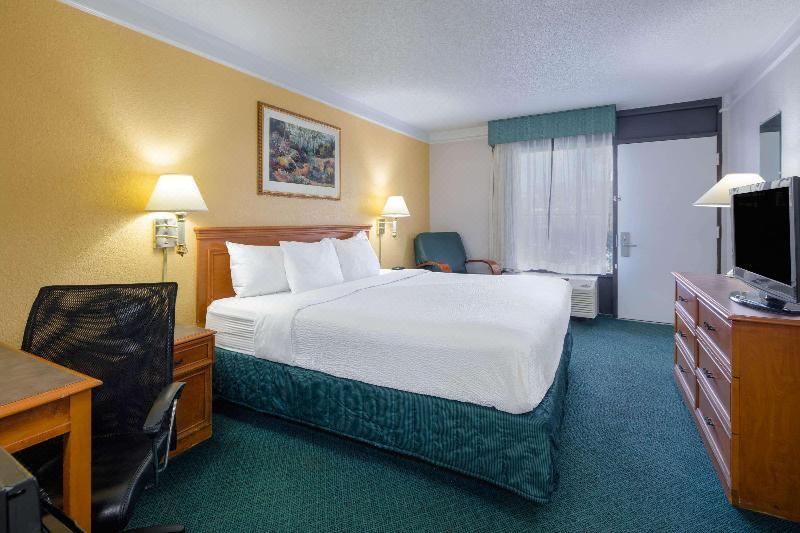 Photo of Bedroom in Fleming