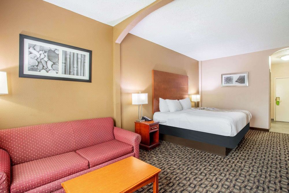 Photo of Livingroom in Decatur