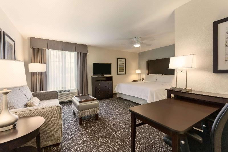 Photo of Livingroom in Huntsville