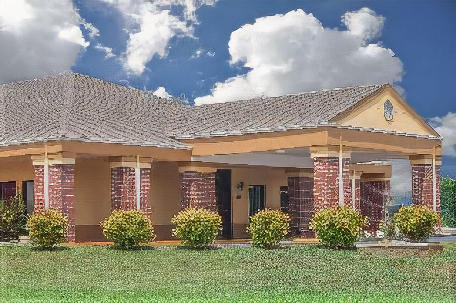 Photo of Buildings in Moulton