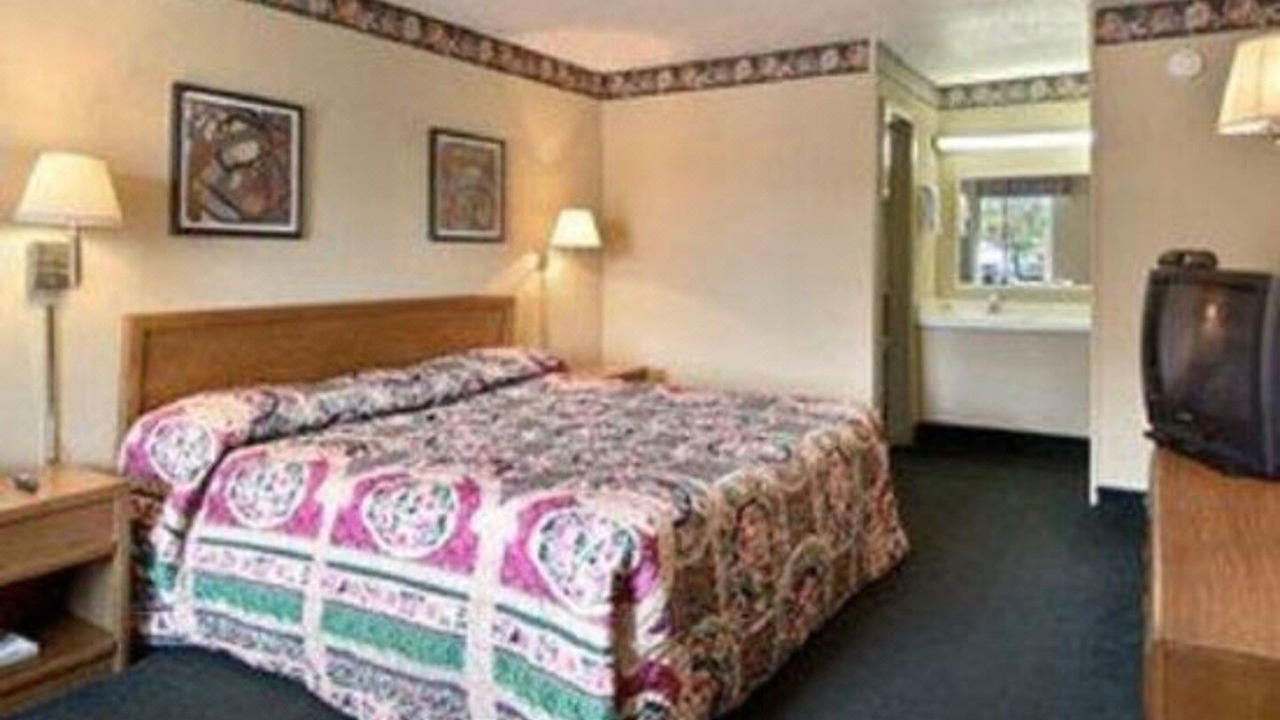 Photo of Bedroom in Dock Junction