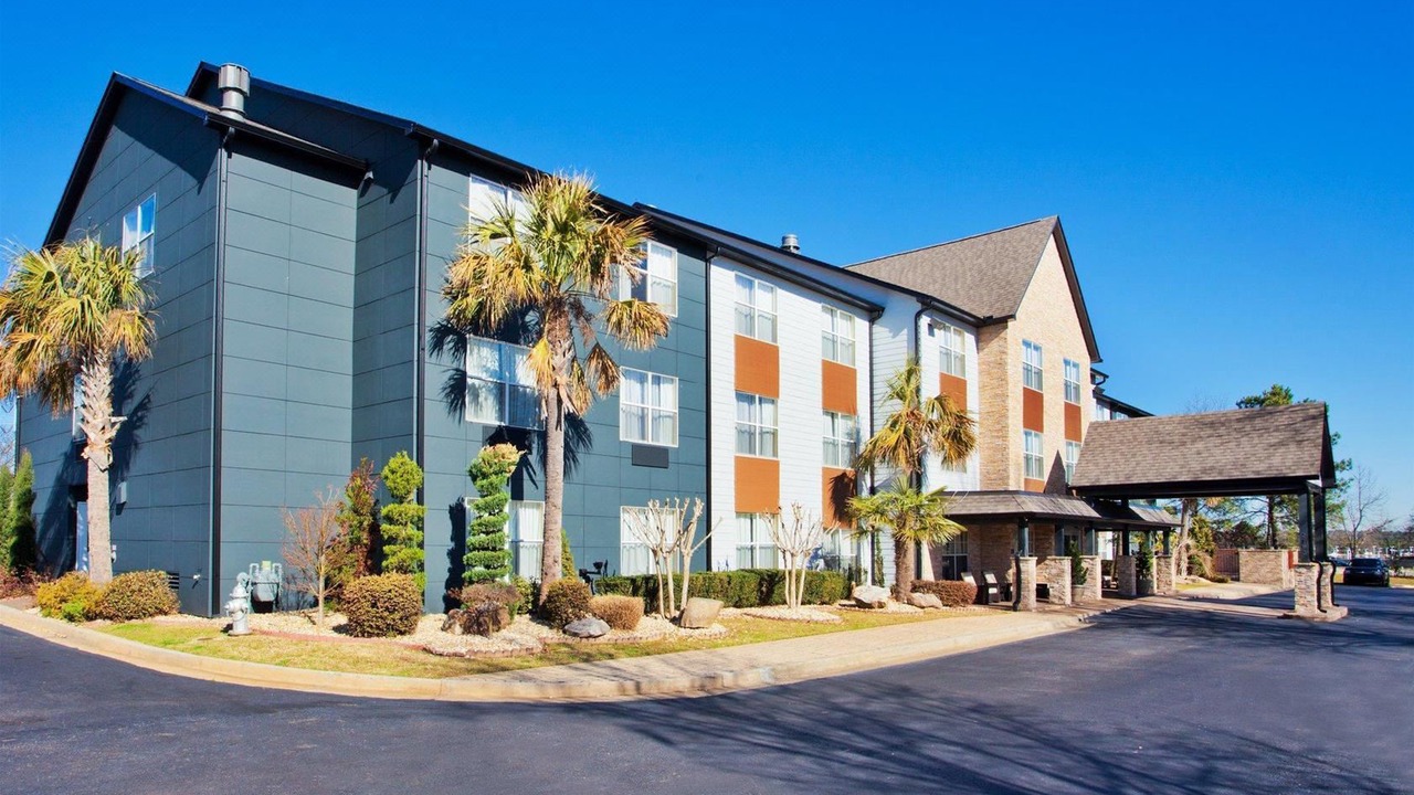 Photo of Buildings in Morrow