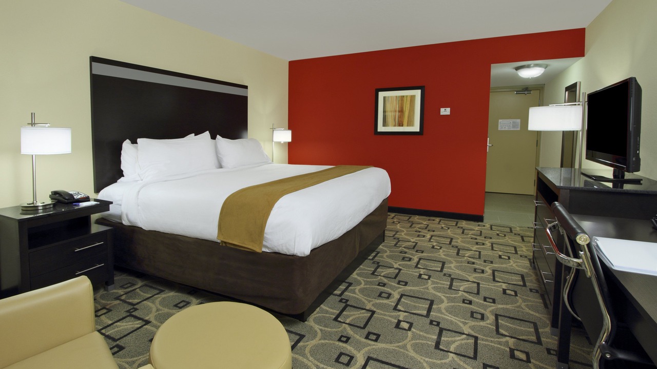 Photo of Bedroom in Downtown