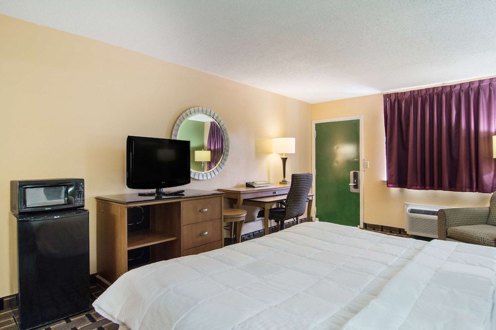 Photo of Bedroom in Darien