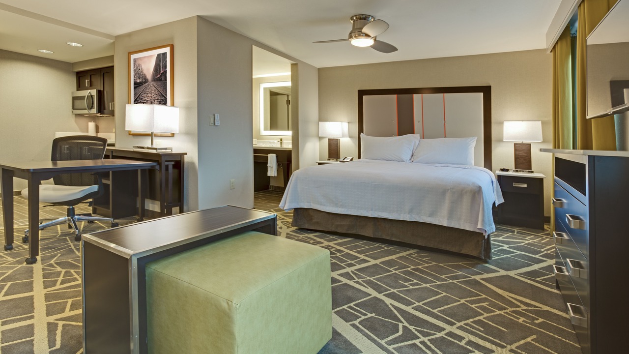 Photo of Bedroom in Hitch Village - Fred Wessels Homes