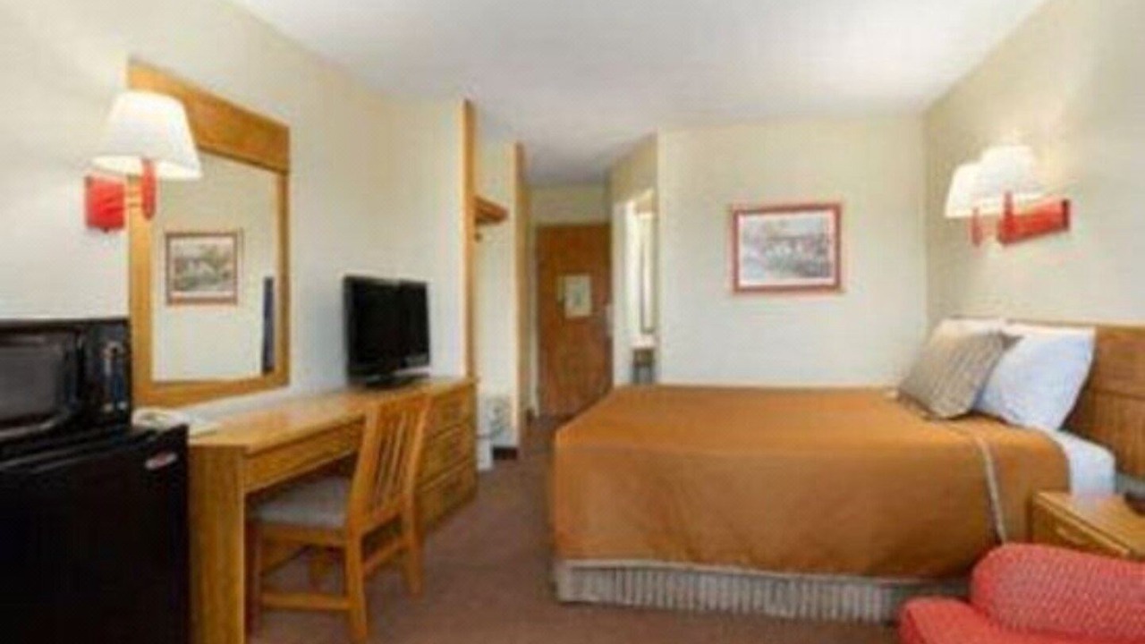 Photo of Livingroom in Perry