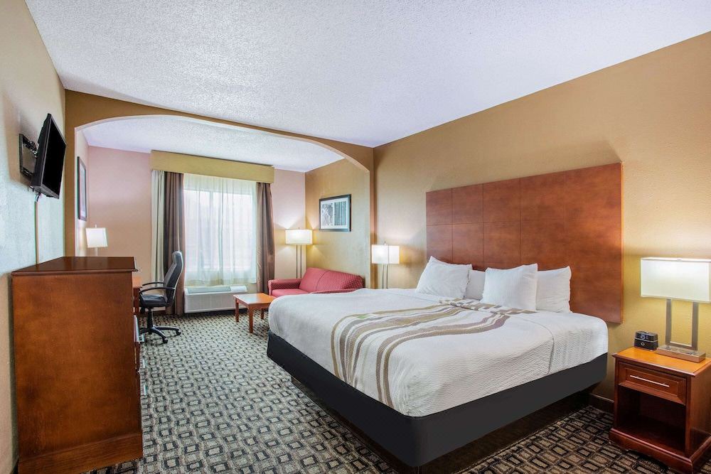 Photo of Bedroom in Decatur