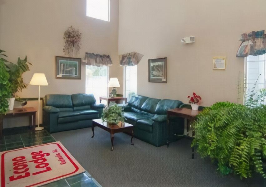 Photo of Livingroom in Eufaula