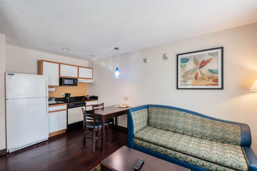 Photo of Livingroom in Frederick