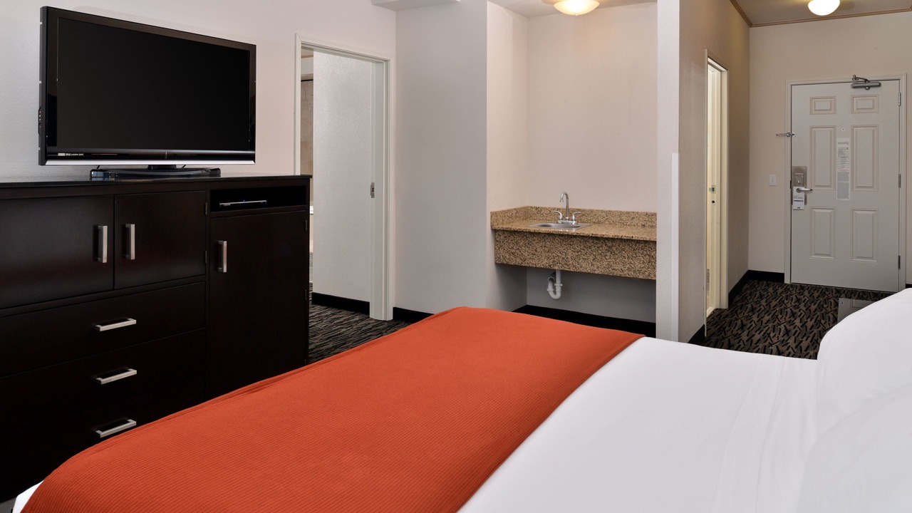 Photo of Bedroom in Fort Lewis