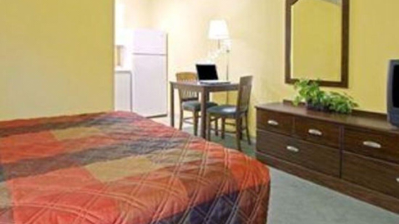 Photo of Bedroom in Graysville