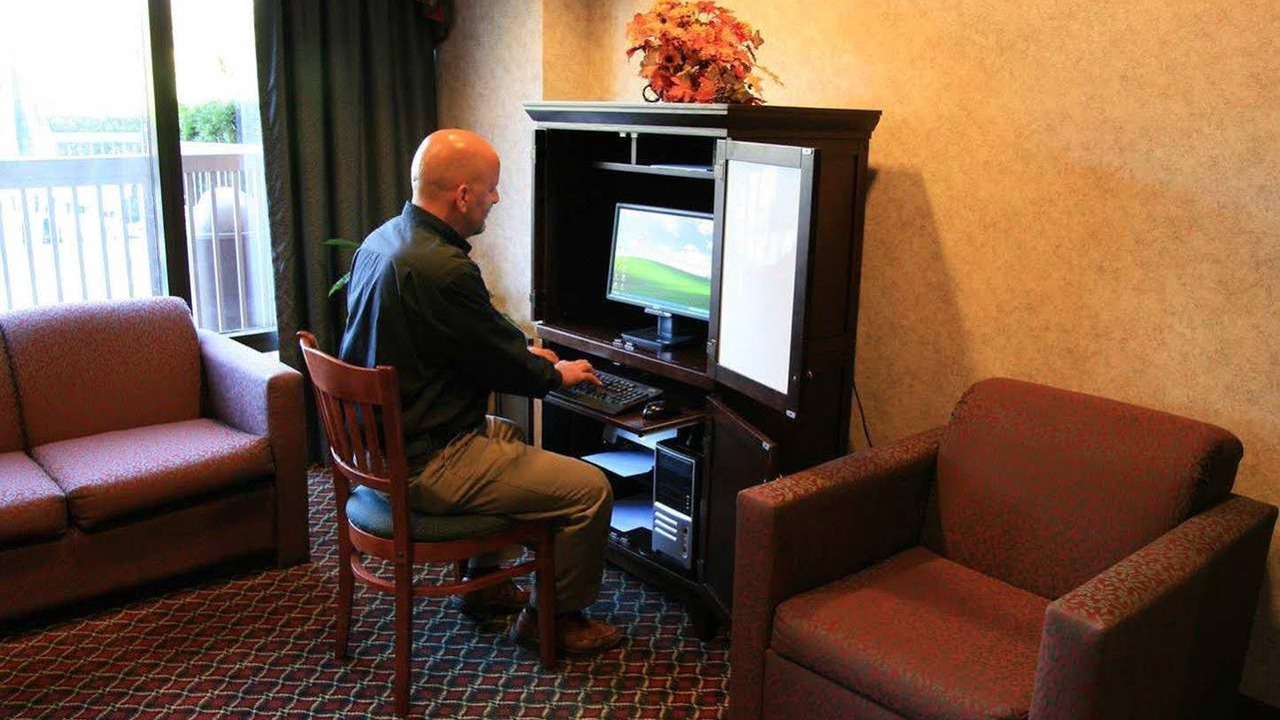 Photo of Livingroom in Plantation Estates