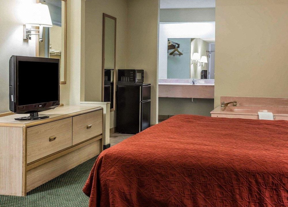 Photo of Bedroom in Stockbridge