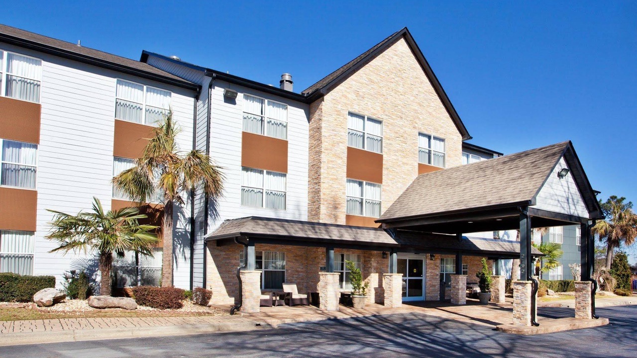 Photo of Buildings in Morrow