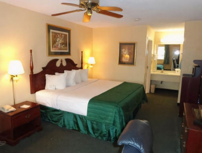 Photo of Bedroom in Peachtree City
