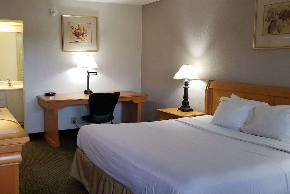 Photo of Bedroom in Warner Robins