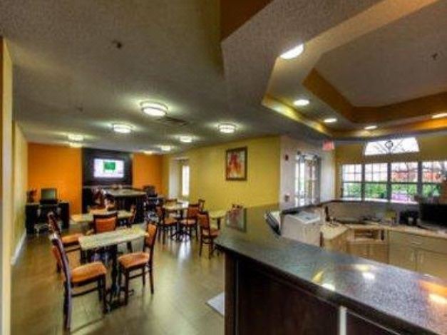 Photo of Livingroom in University Place
